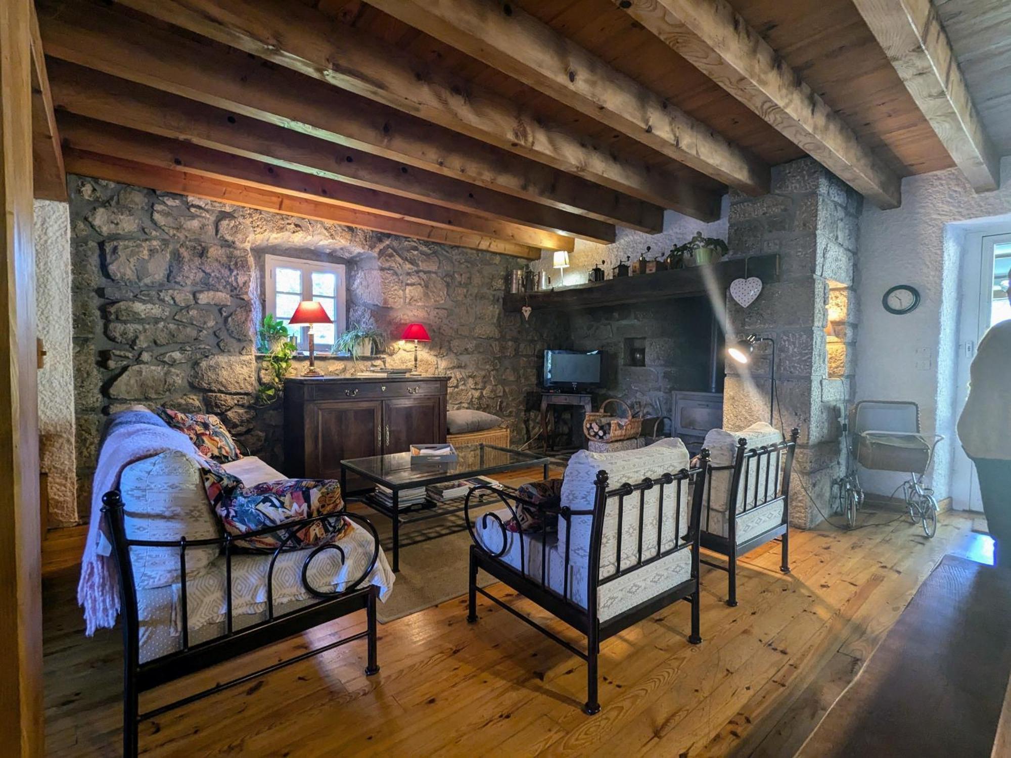 לה שמבון-סור-ליניון Gite Nature Au Chambon-Sur-Lignon: Terrasse, Wifi, Proche Activites Et Commerces - Fr-1-582-137 מראה חיצוני תמונה
